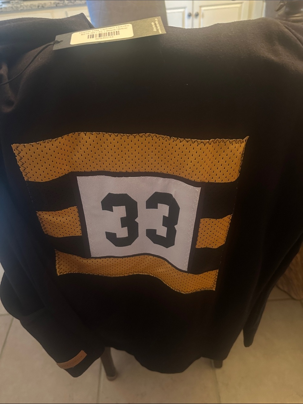 Black and Gold '33' Graphic Hoodie Sweatshirt